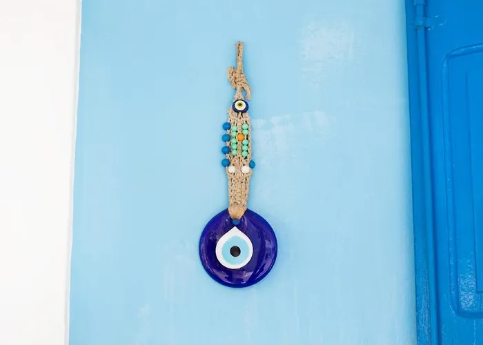 Captain Elias 2 Foiníkion